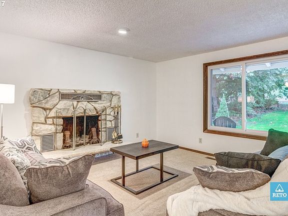 4th image of 24308 NE 167th Ave