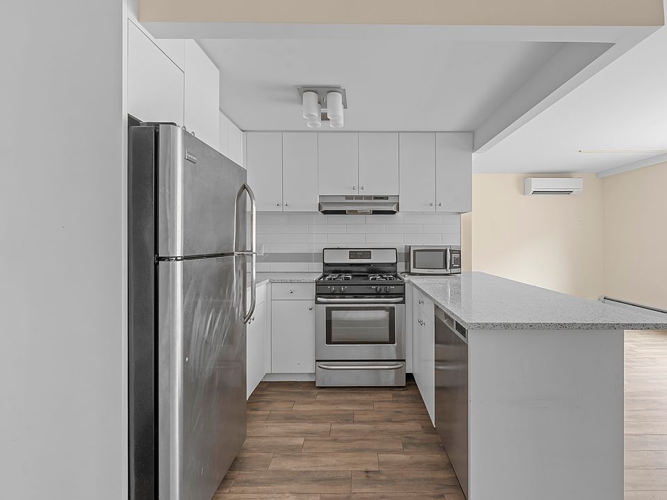 1st image of 25-27 23rd St #3FT