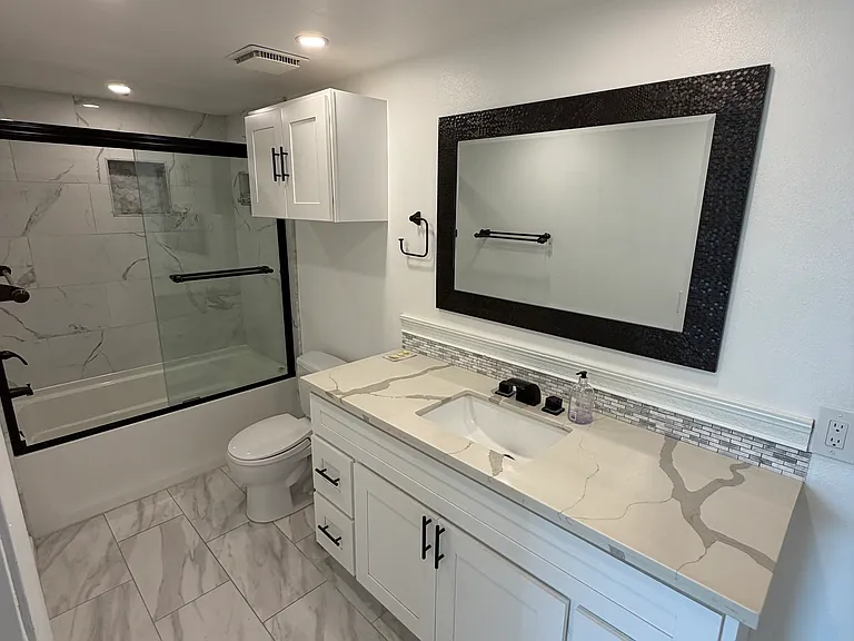 221 Oakleaf Dr — Photo 12