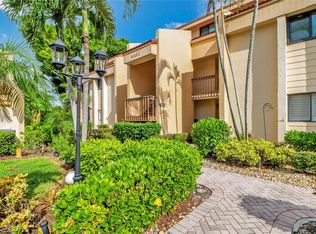 4496 Windjammer Ln APT 1B, Fort Myers, FL 33919