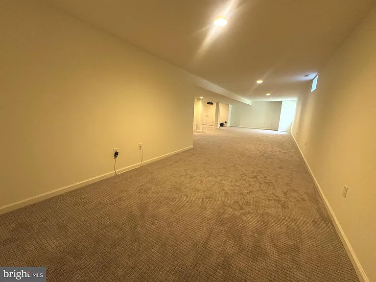 148 Grissom Dr — Photo 33