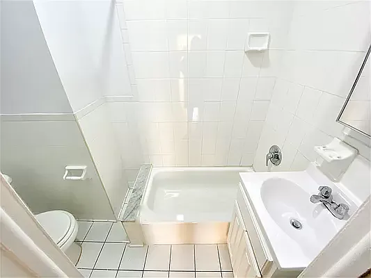 Rented by Brickview NYC Realty NYV LLC | media 4