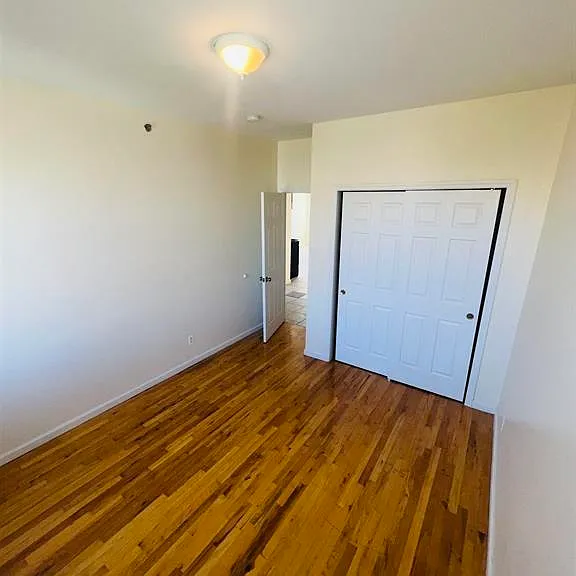 250 S Orange Ave #3 — Photo 7
