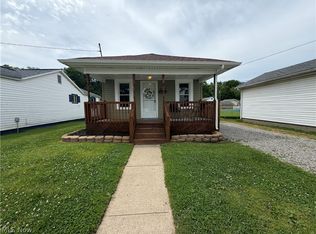 2127 Hoge Ave, Zanesville, OH 43701