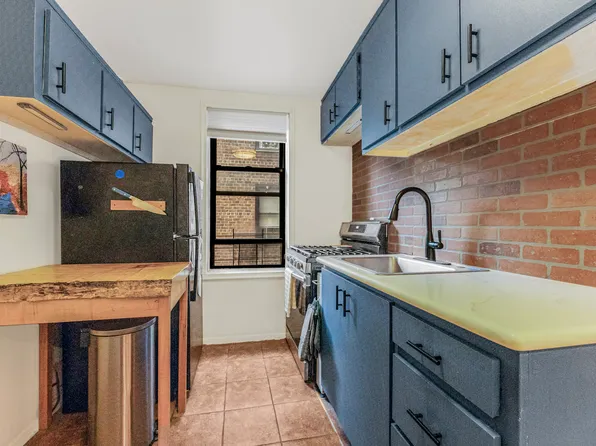 2860 Bailey Avenue image 10 of 19