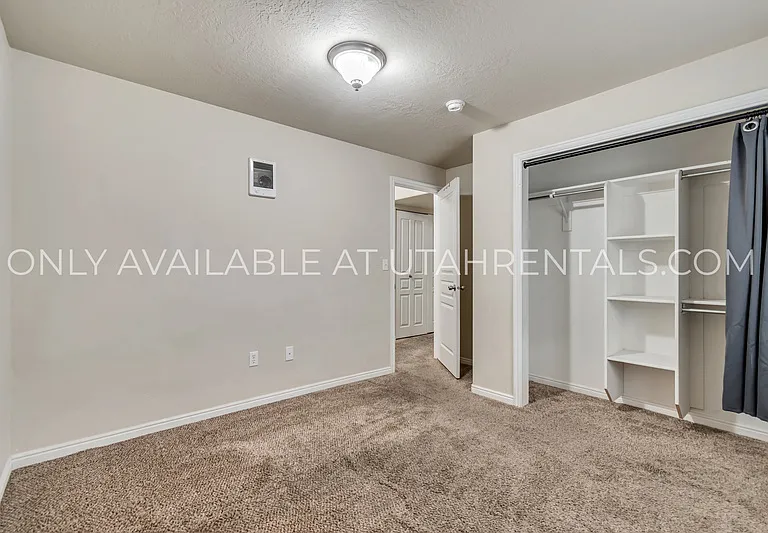 2801 S Harrow Ct — Photo 11