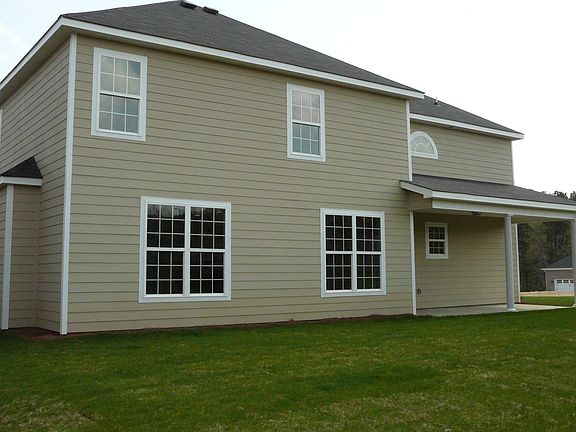 3rd image of 5833 Carriage Hills Dr