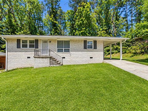 3rd image of 6044 Hillandale Dr