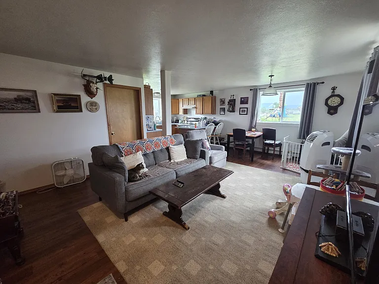 16479 Frontage Rd #B — Photo 6