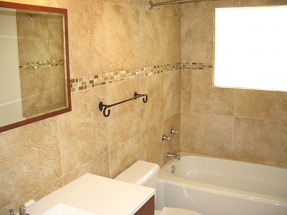 3rd image of 10402 Fern Dr