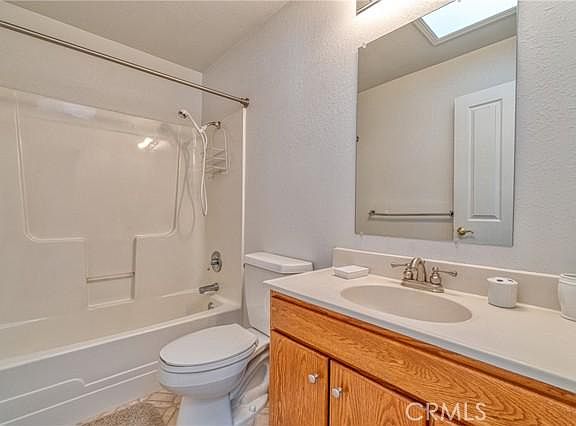 5th image of 3113 S Lake Dr