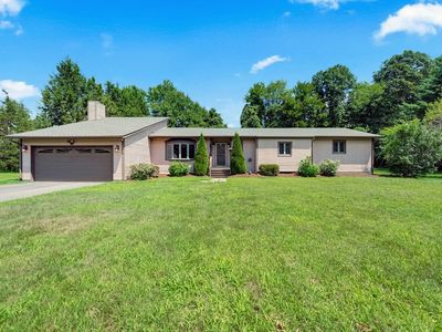 5 Country View Ln, Granby, MA, 01033