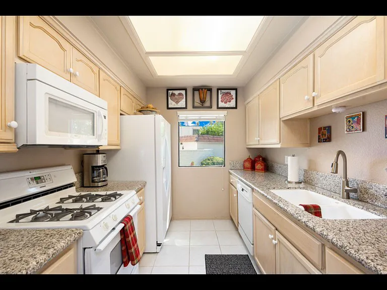 34482 Paseo Real #34482 — Photo 9