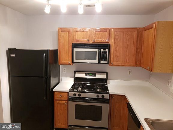 2nd image of 13201 Astoria Hill Ct APT O