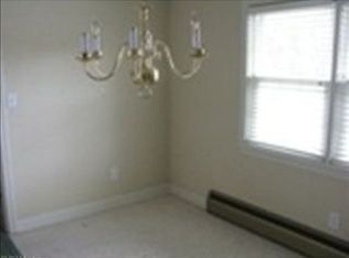 416 Showalter Rd, Yorktown, VA 23692