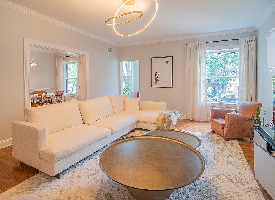 1st image of 5811 N Winthrop Ave #1