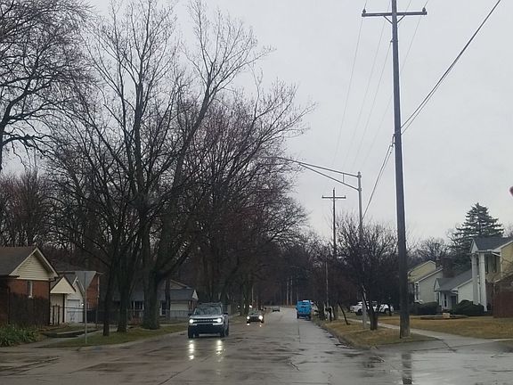 4th image of 14481 Ellen Dr