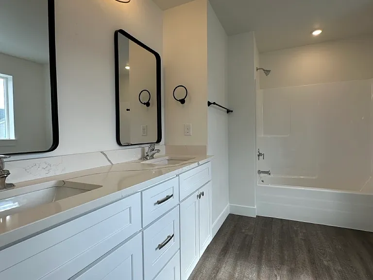 719 N 160 E #1 — Photo 15