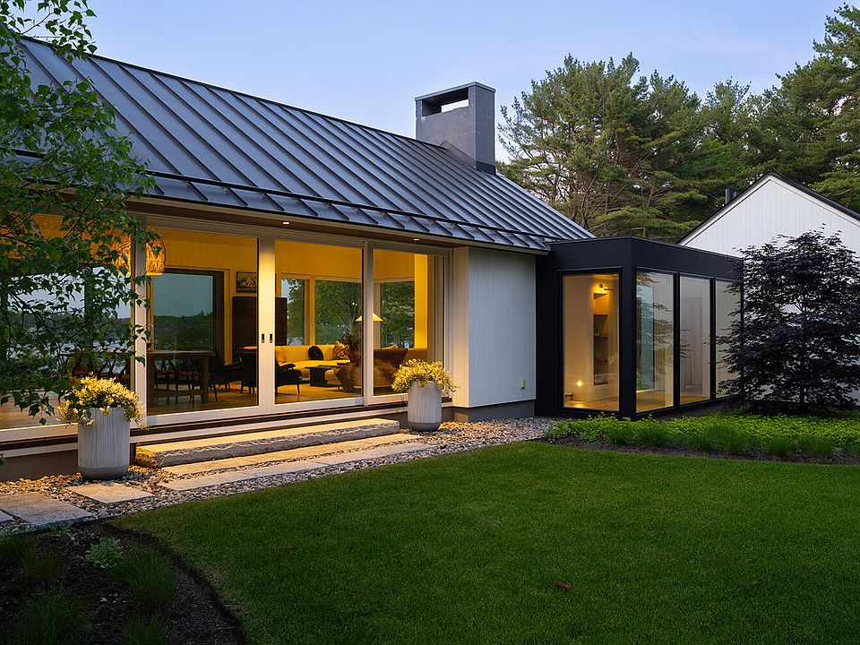 1st image of 4 Ice House Point