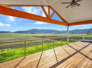 19490 Long Horn Ln, Middletown, CA 95461