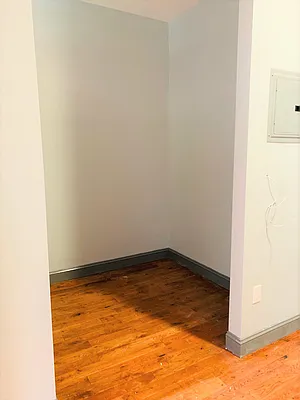 Rented by Realty Collective | media 4