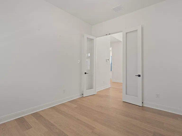 9105 Buckeye Bnd — Photo 20