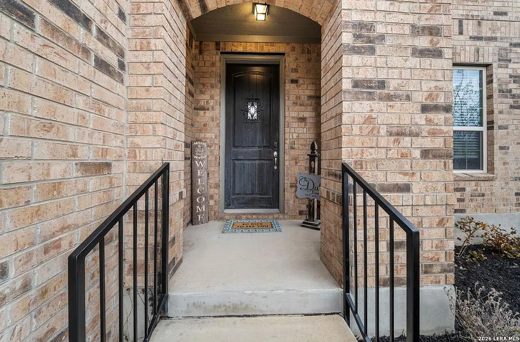 4 bed, 2620 sqft, $2,900 — Photo 3