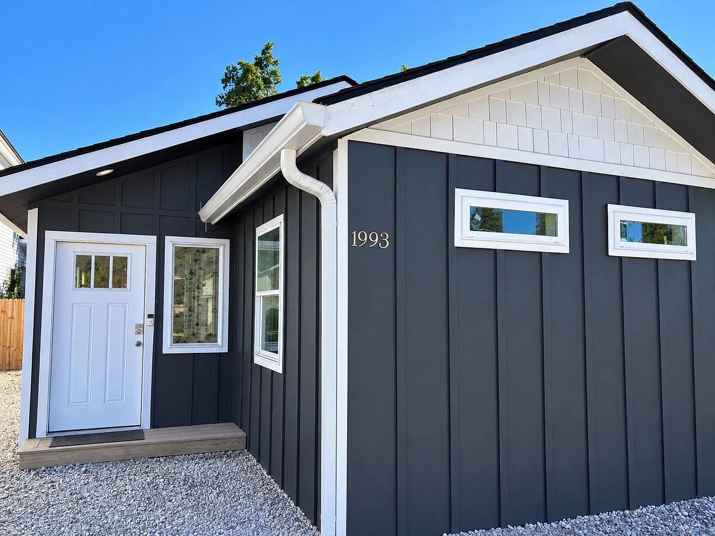 2 bed, 1.5 bath, $2,300 — Photo 1