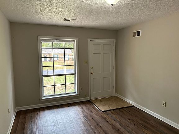 2nd image of 1397 Ticonderoga Dr