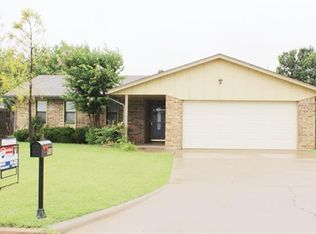 909 SW 60th St, Lawton, OK 73505