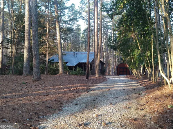 121 Laurel Cir, Lavonia, GA 30553