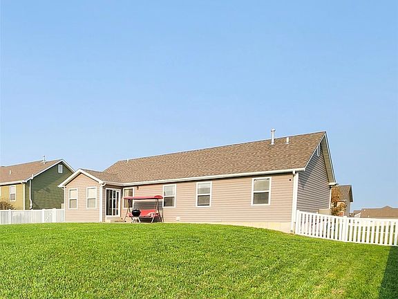 5th image of 331 Denali Dr
