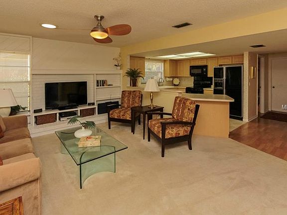 4th image of 7 Fernbrooke Dr