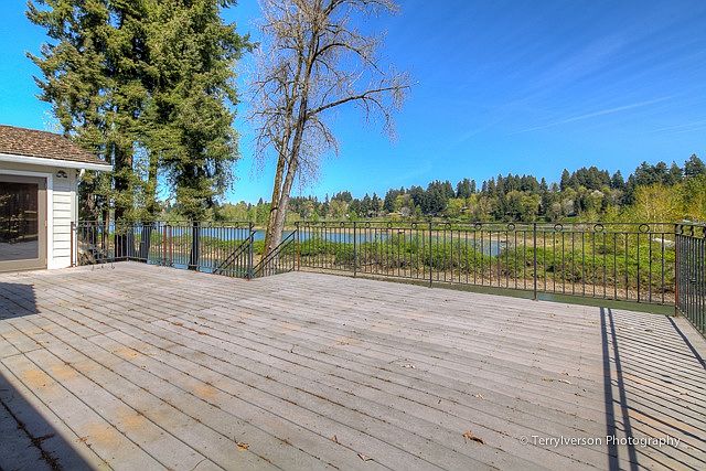 Rear Deck