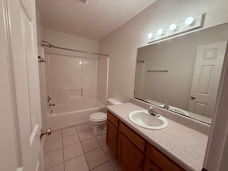 65 Majestic Dr — Photo 11