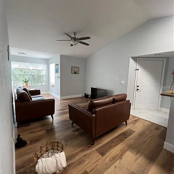 5168 Conroy Rd #28 — Photo 2