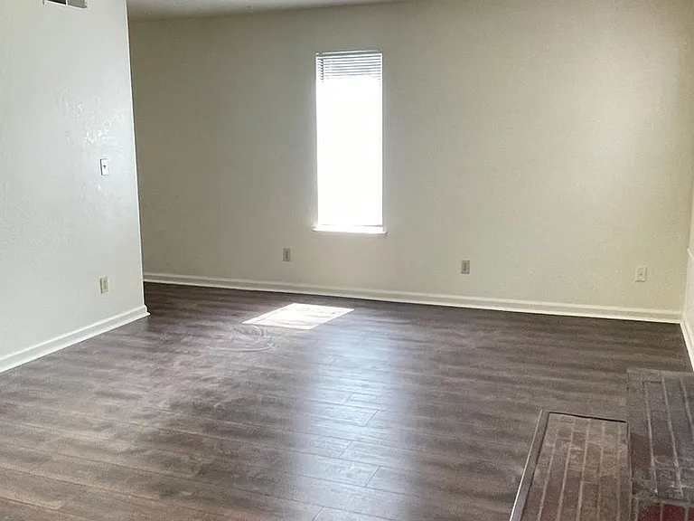 814 Almond St #A — Photo 2