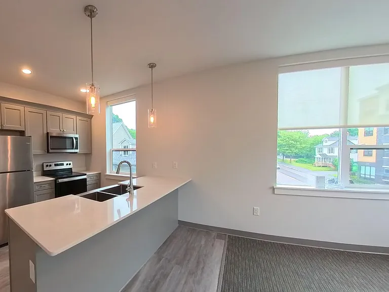 City Lofts Contemporary Living in Downtown Winooski — Photo 5