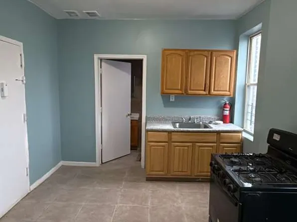 310 14th Ave, Newark, NJ