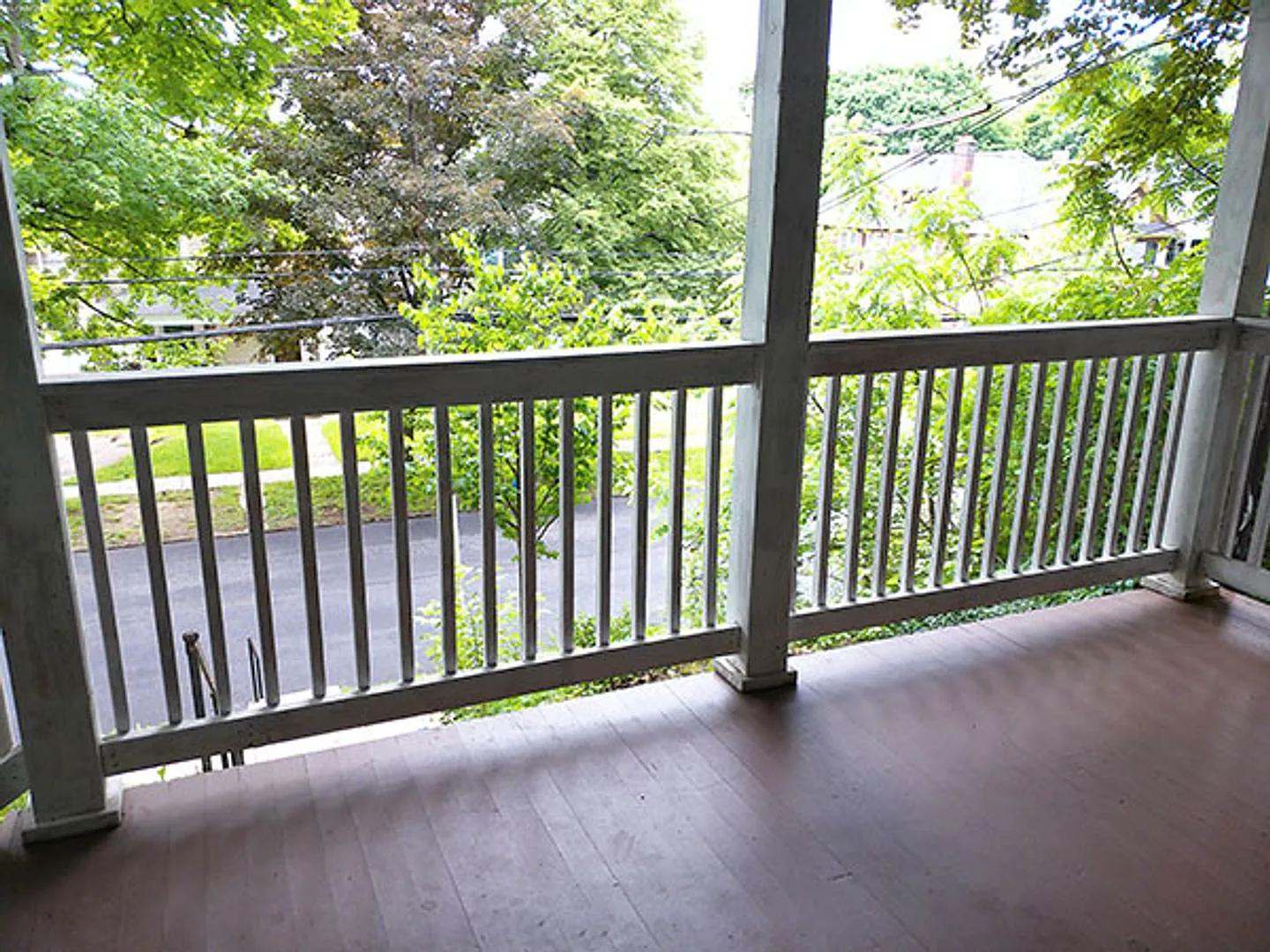 859 Lancaster Ave - Available 6/1/27 Single Family Home Near Campus — Photo 2