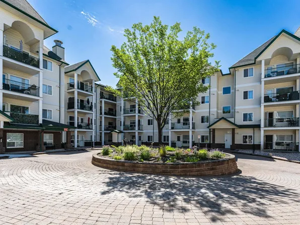 13625 34th St NW #423, Edmonton, AB T5A 0E3