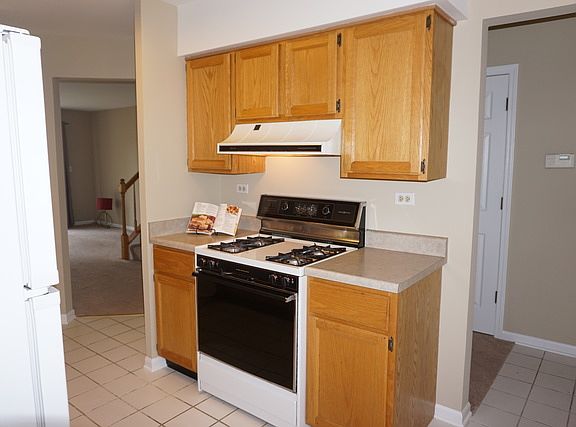 4th image of 1907 W White Oak St #0