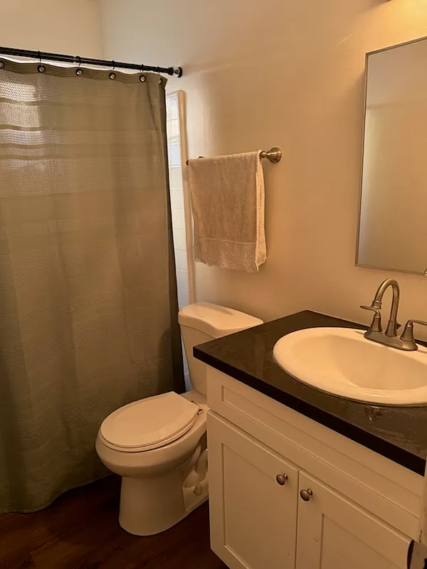 2 bed, 900 sqft, $2,900 — Photo 2