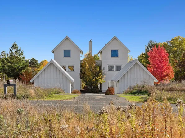 2221 Jackson Cir, Marine On Saint Croix, MN 55047