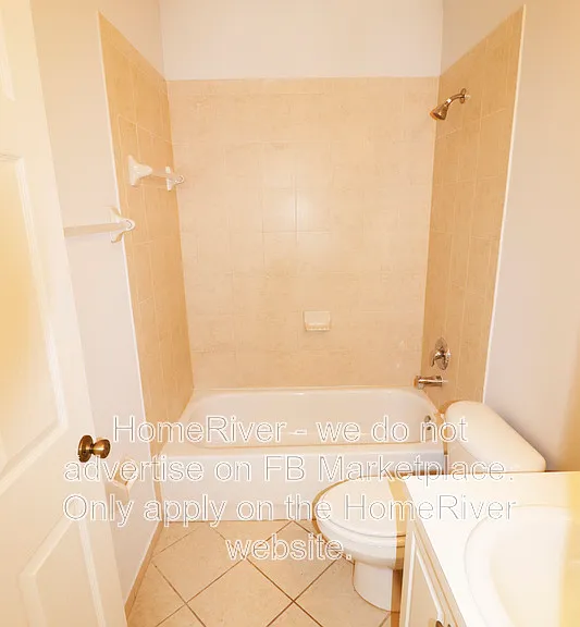 230 SE 29th Ave #3 — Photo 4