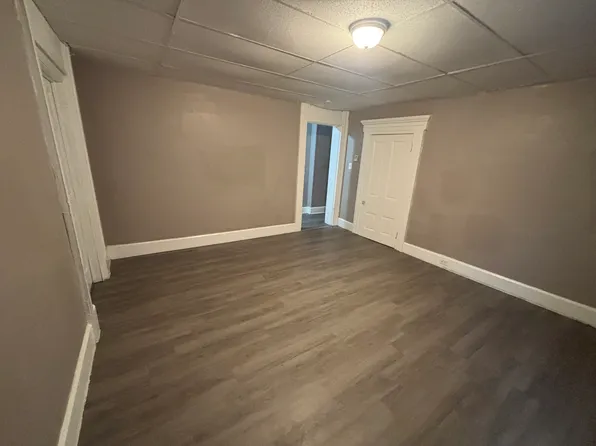 409 W Broad St #4, Tamaqua, PA 18252