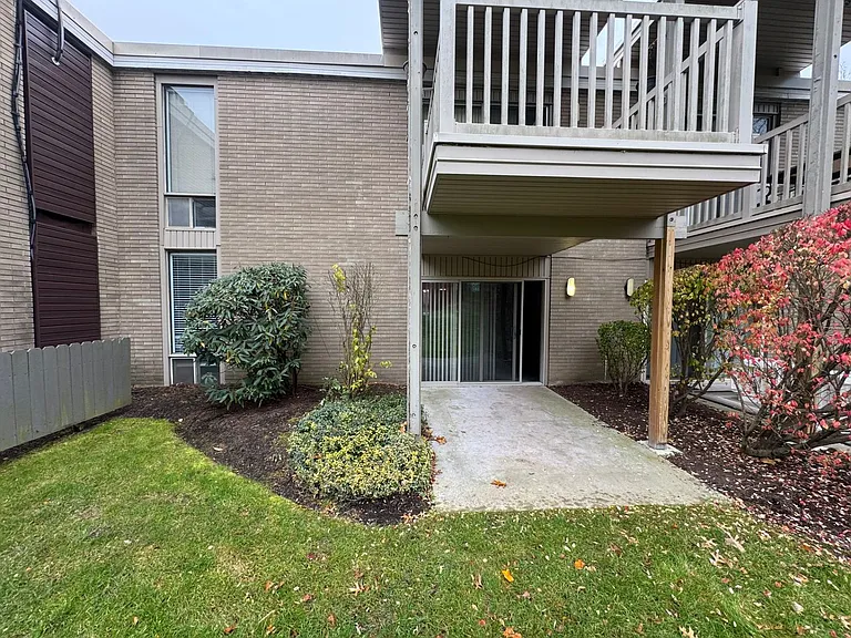 6590 Chaffee Ct — Photo 24
