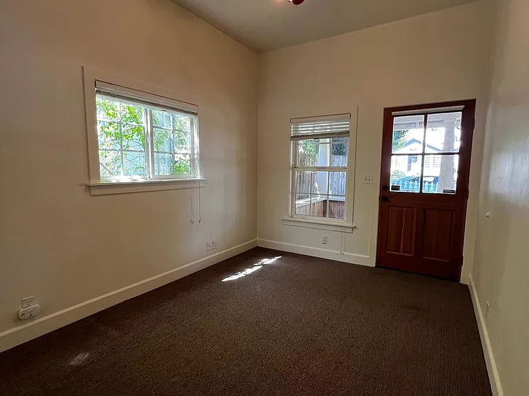 1430 Pine St — Photo 26