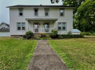 8215 Garden St, Kinsman, OH 44428