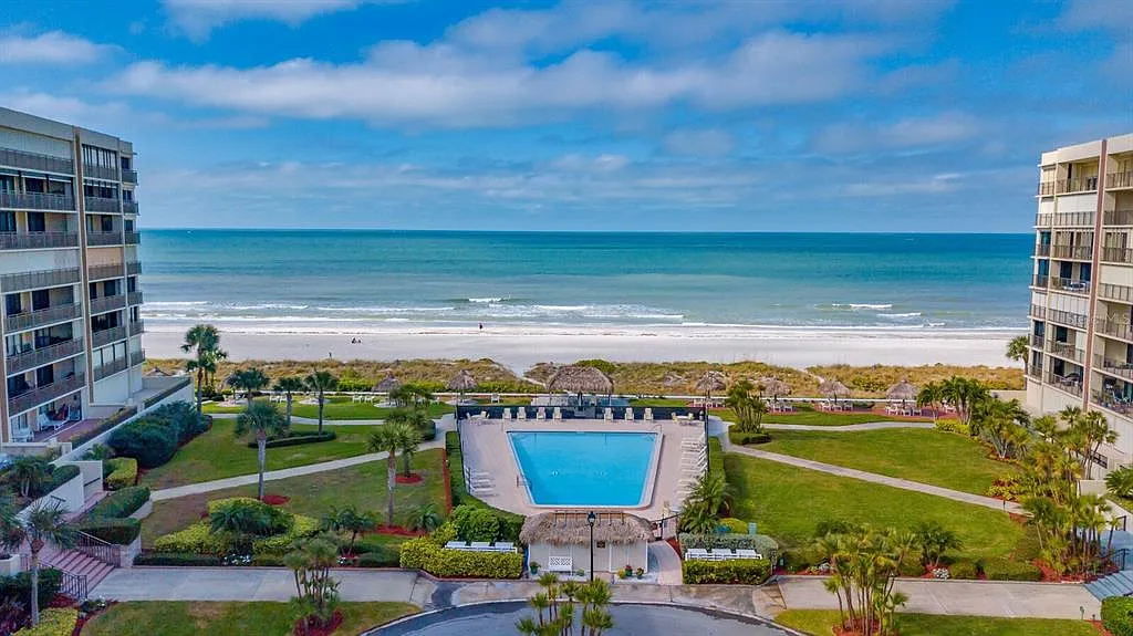 1430 Gulf Blvd — Photo 3